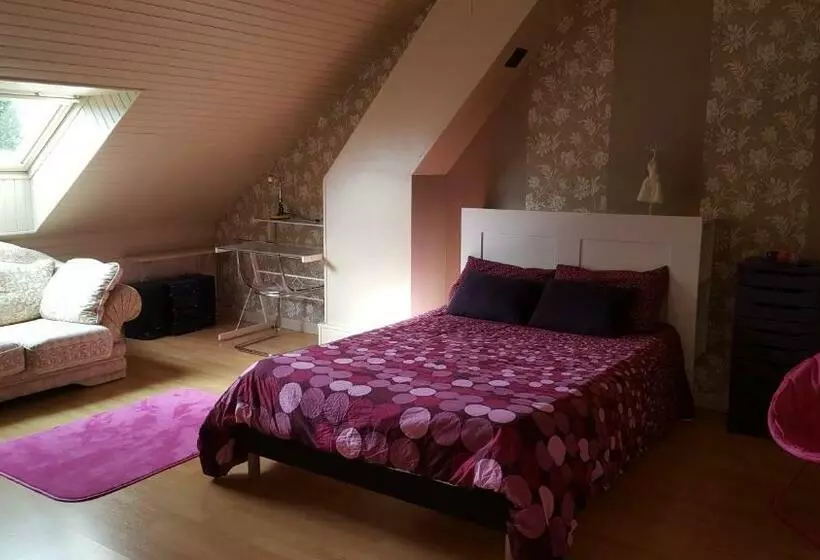 Aamiaismajoitus (B&B) Chambre Dans Villa