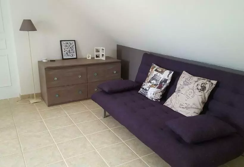 Aamiaismajoitus (B&B) Chambre Dans Villa