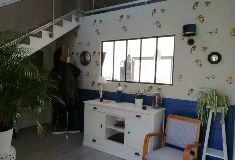 Aamiaismajoitus (B&B) Chambre Dans Villa