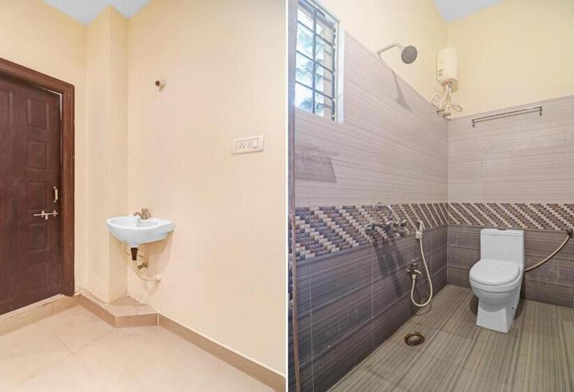 ホテル Oyo 93527  7 Hills Luxury Rooms