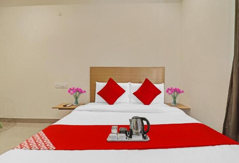 ホテル Oyo 93527  7 Hills Luxury Rooms