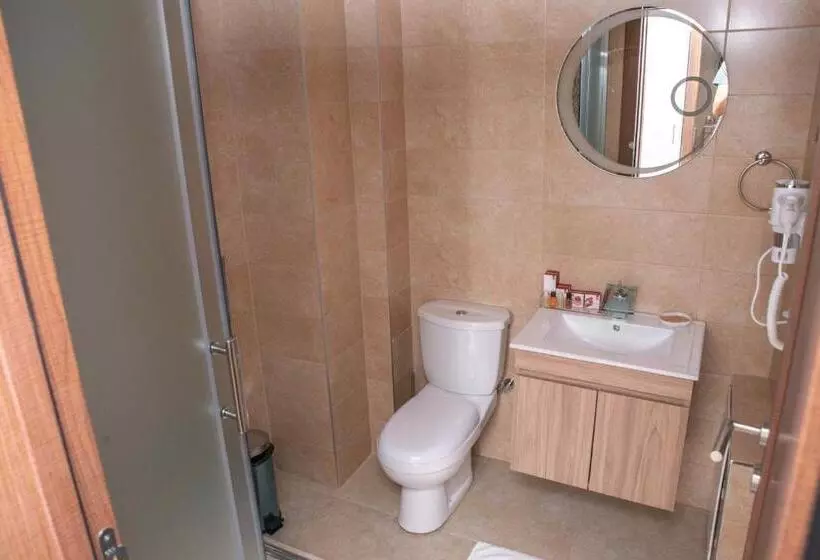 هتل Ideal Deluxe