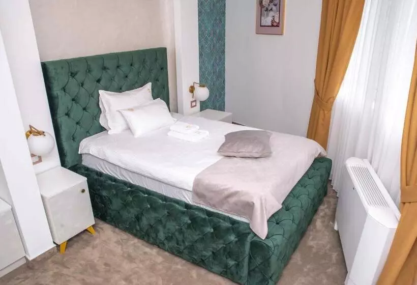 هتل Ideal Deluxe