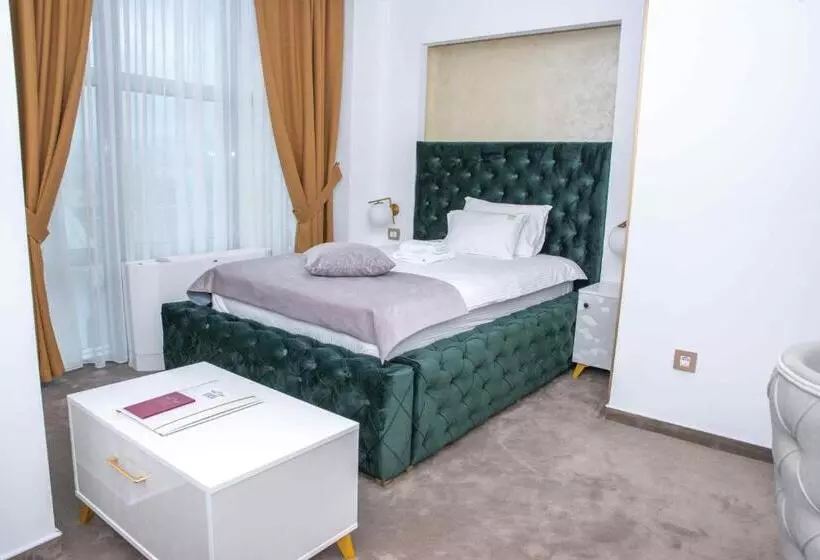 هتل Ideal Deluxe