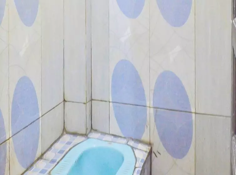 Hotelli Spot On 91623 Pj Guest House Syariah