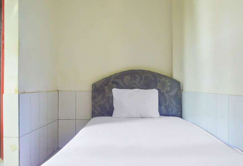 Hotel Spot On 91623 Pj Guest House Syariah