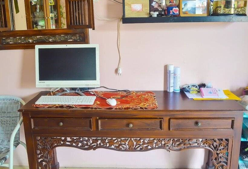 Hotel Spot On 91623 Pj Guest House Syariah