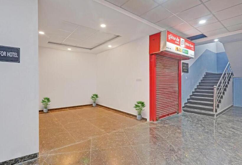 בית מלון כפרי Super Townhouse H G Near Gautam Buddha Park