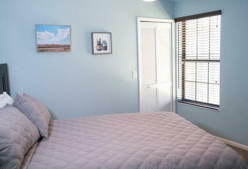 Palm Paradise Luxury Stay/pool