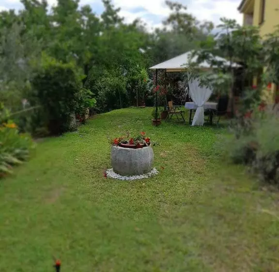 Studio With Garden Near The Sea