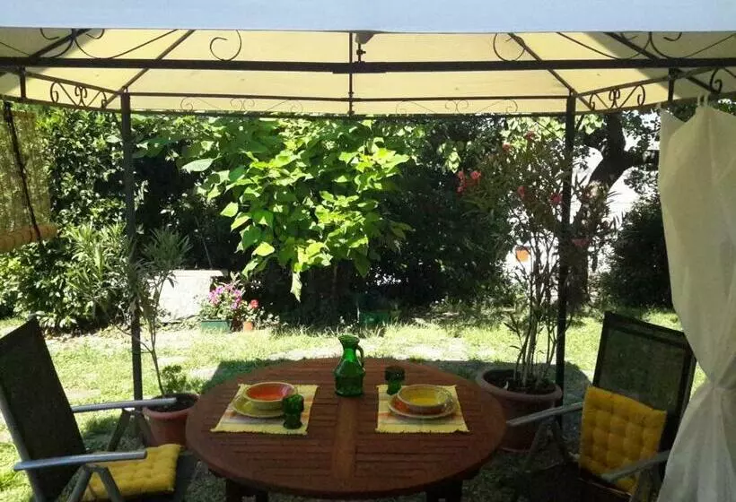 Studio With Garden Near The Sea