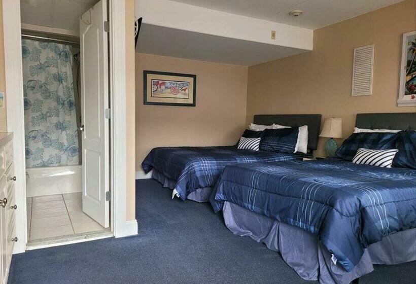 Sunbeach Condo 900 Wesley Avenue Unit 109