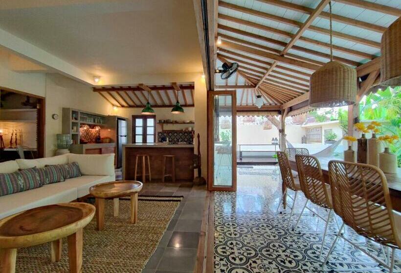 Villa Satrisna Canggu