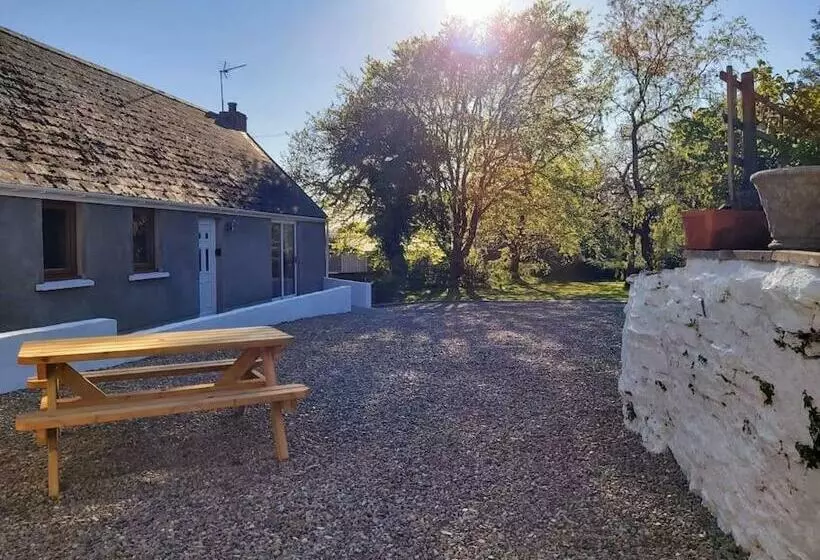 Converted Stables At Peaceful Family Farm Stay