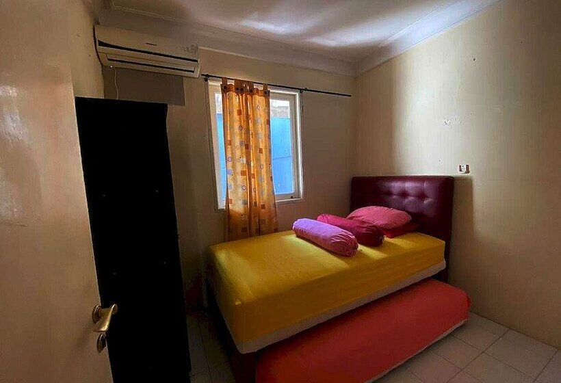 ホテル Spot On 91278 Pahlawan Udyana Syariah