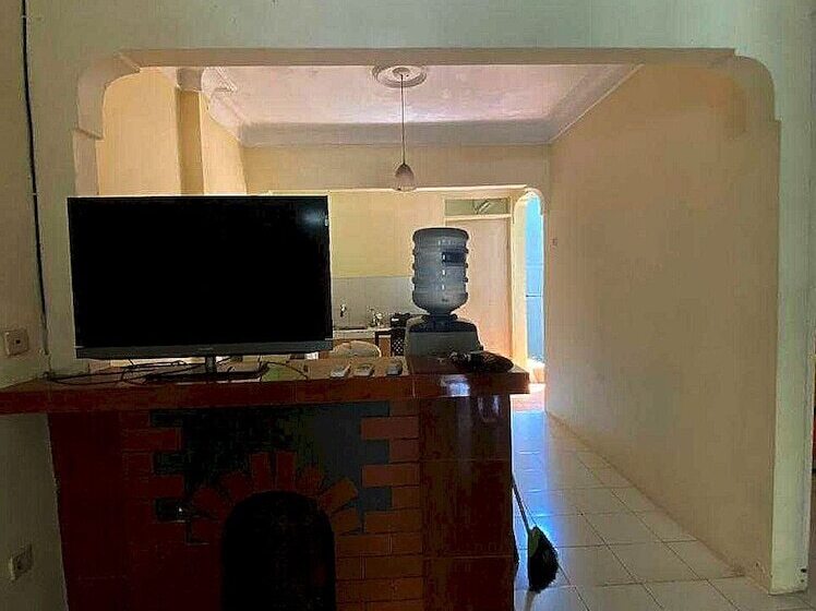 ホテル Spot On 91278 Pahlawan Udyana Syariah