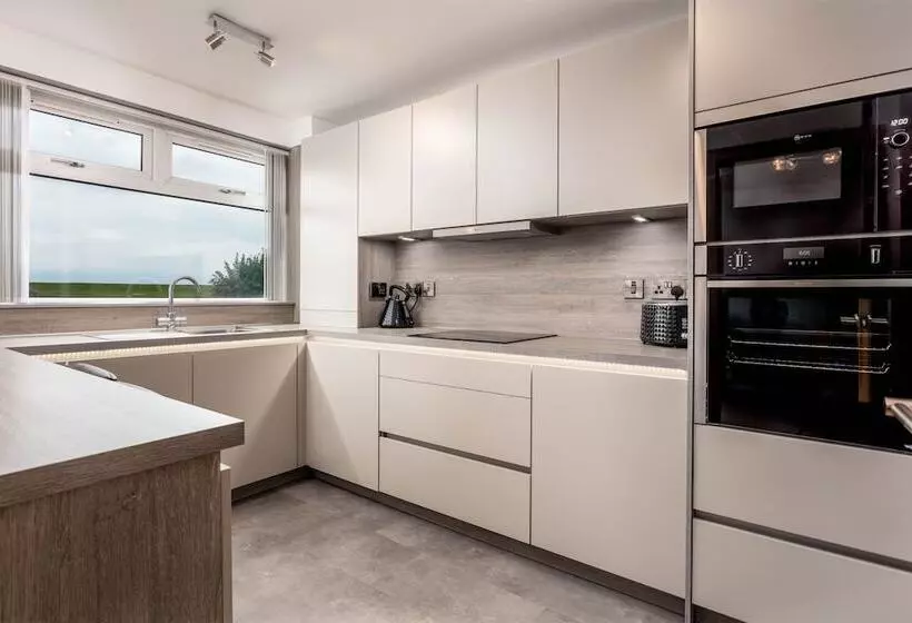 West Sands   Donnini Apartments