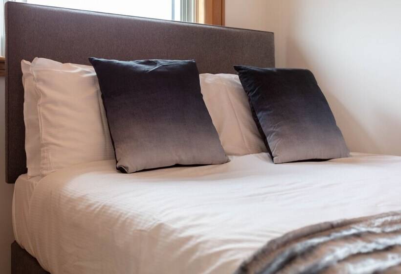 West Sands   Donnini Apartments