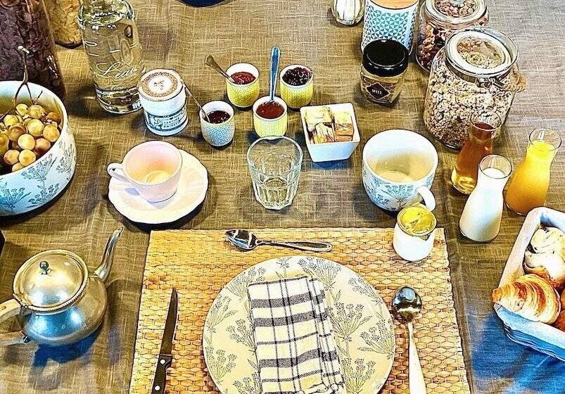 مبيت وإفطار Le Paddock   Chambres Et Table D Hôtes