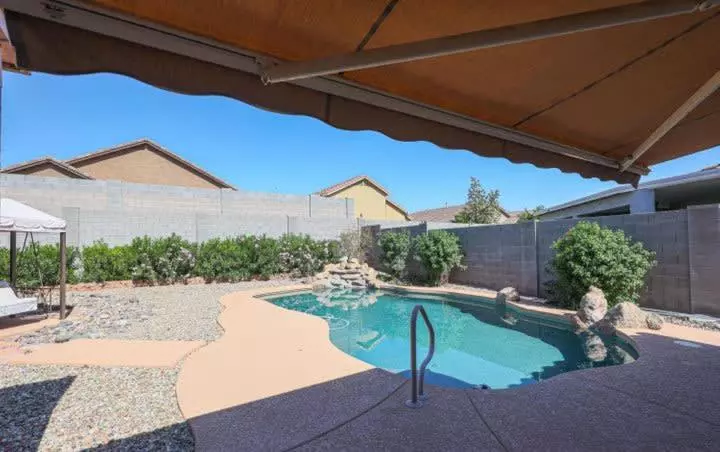 Cozy Home Near Freeways W Pool Bbq