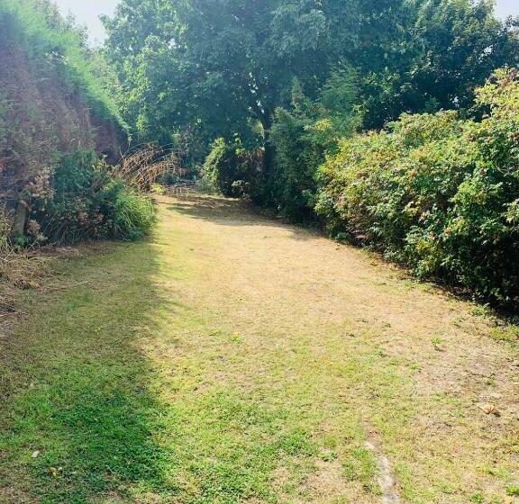 Entre Mer Et Falaises