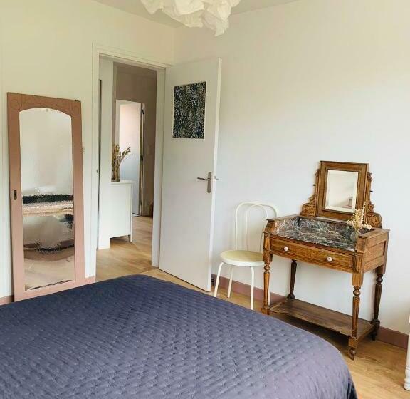 Entre Mer Et Falaises