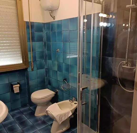 Hotelli Alba Serravalle