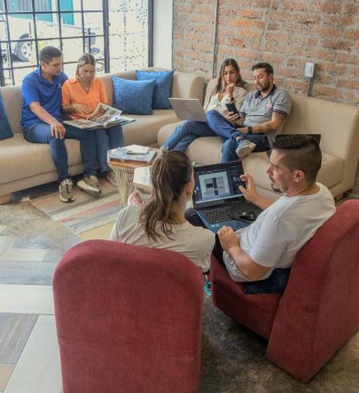 Ventiuna Hotel Y Coliving