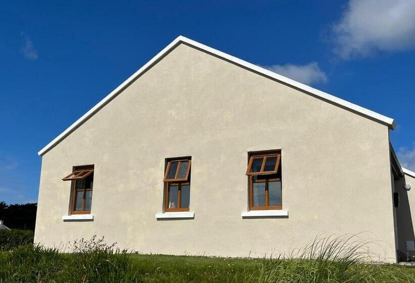 Achill Sound Holiday Village No 11