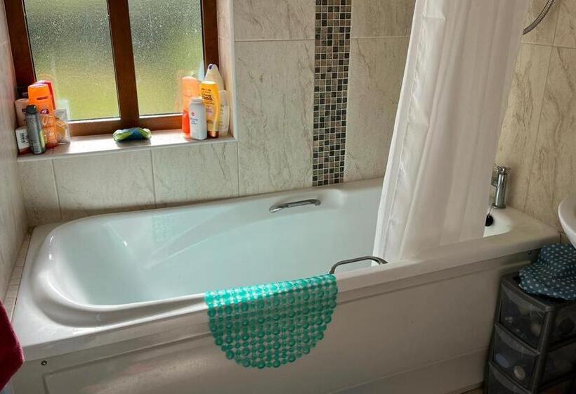 Achill Sound Holiday Village No 11