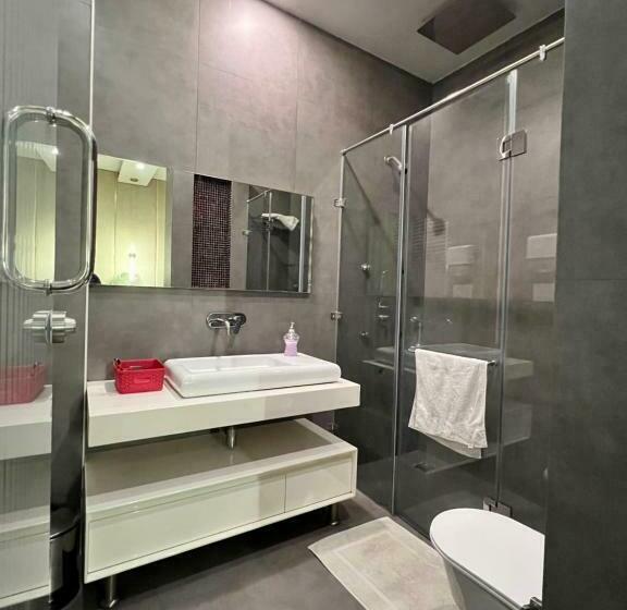 Bed and Breakfast Luxury Bed N Oats