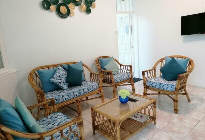 Camelia 2 Flic En Flac Mauritius