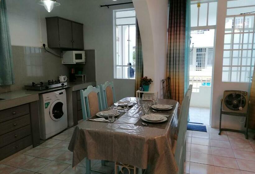 Camelia 2 Flic En Flac Mauritius