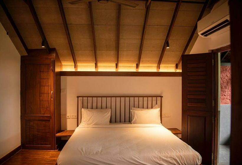 Estuary, The Beach House