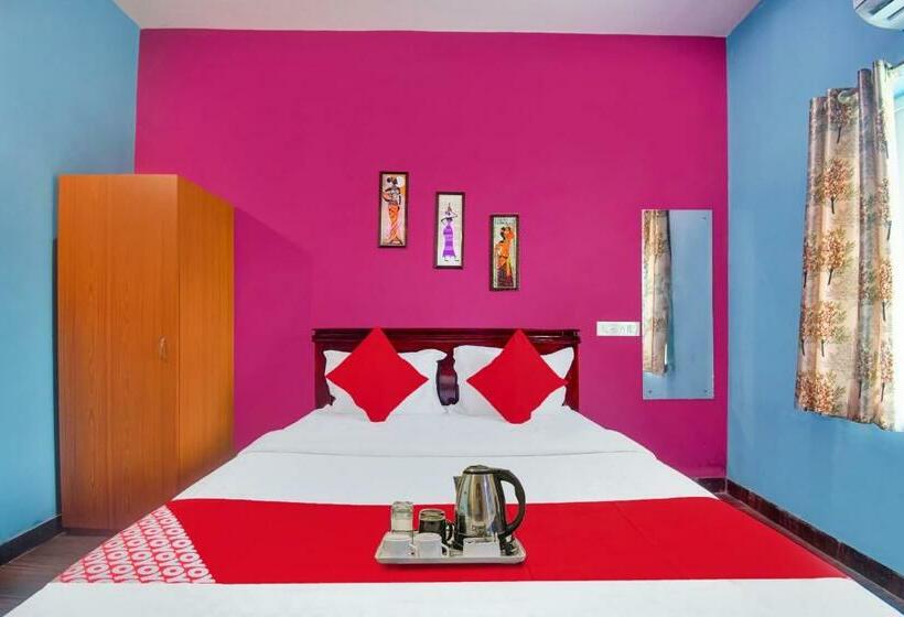 Hotel Capital O 93025 Patra Residency