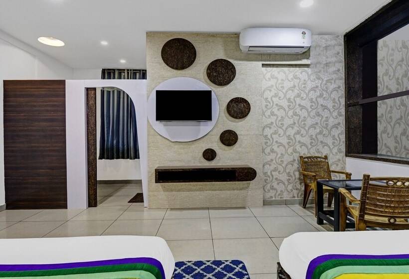 ホテル Itsy By Treebo   The Grand Nisarga