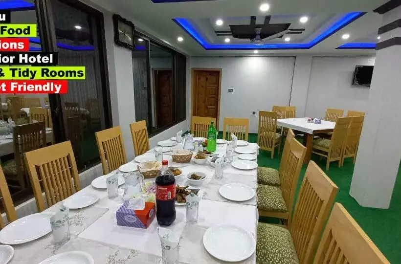 Mulberry Continental Hotel Skardu