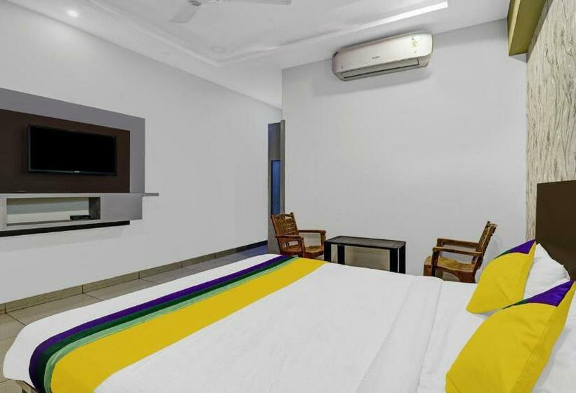 ホテル Itsy By Treebo   The Grand Nisarga