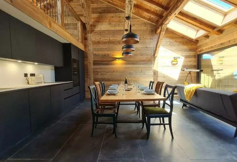 The Loft   Unique Apartment, Nr Morzine