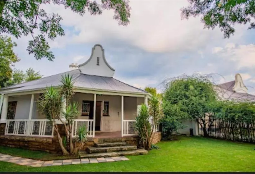 Majatalo Die Hof Gastehuis