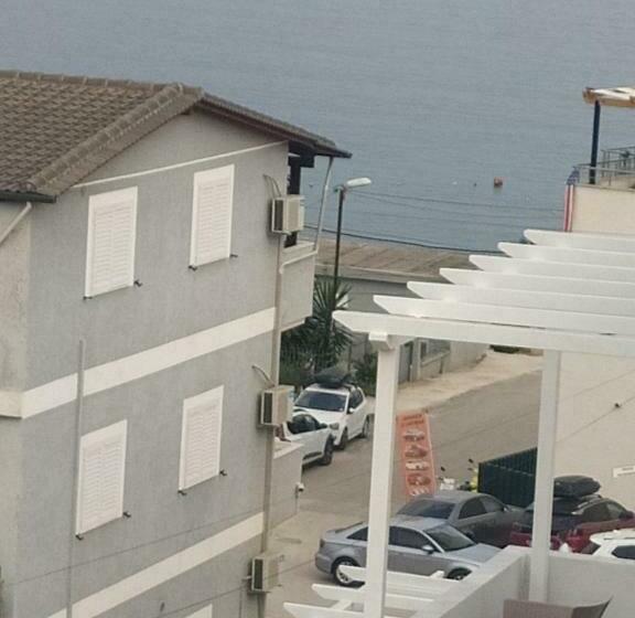 Qoku Chicago Apartament