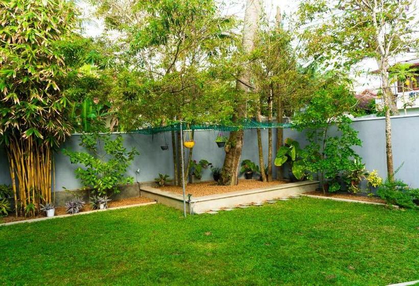 مبيت وإفطار Muthu Villa