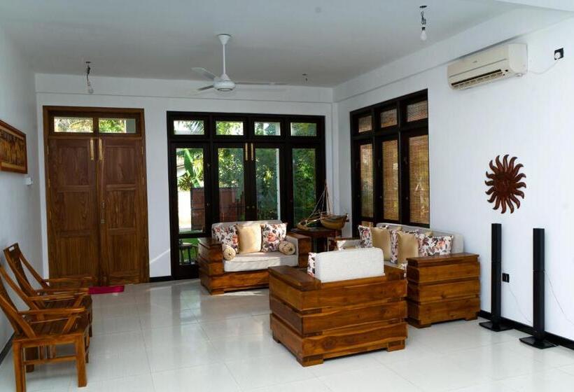 مبيت وإفطار Muthu Villa