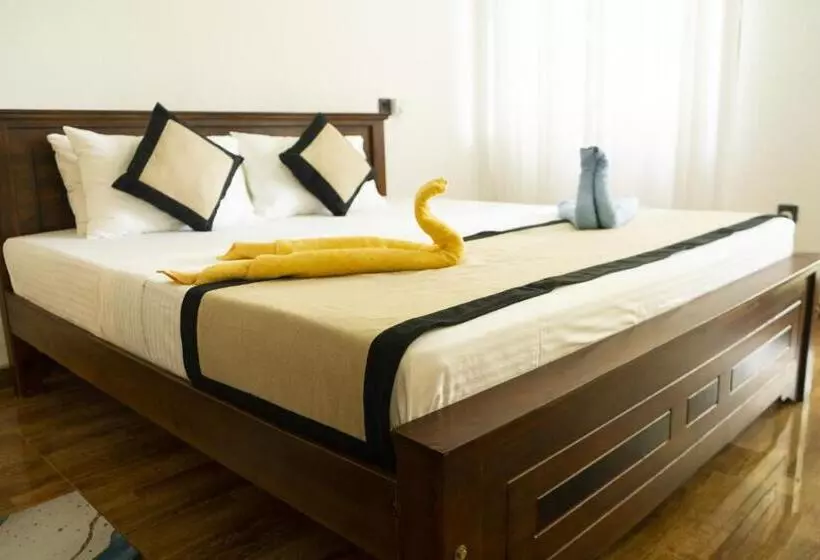 Aamiaismajoitus (B&B) Muthu Villa