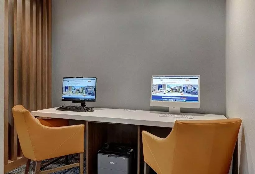 Hotelli Holiday Inn Express & Suites Chino Hills, An Ihg