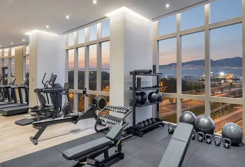هتل Grand Hyatt İzmir İstinyePark