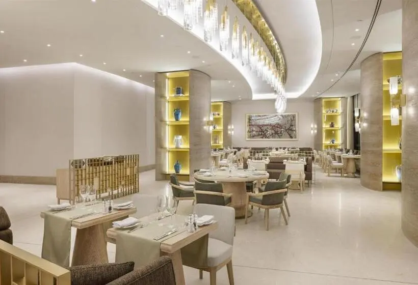 هتل Hyatt Regency Izmir IstinyePark