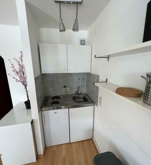 Kleines Apartment Im Zentrum Von Würzburg