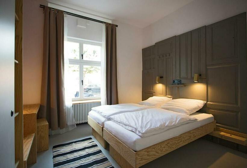 Schillinger Berlin Dance, Sleep, Repeat!