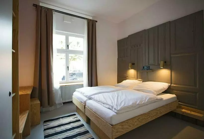 Schillinger Berlin   Dance, Sleep, Repeat!